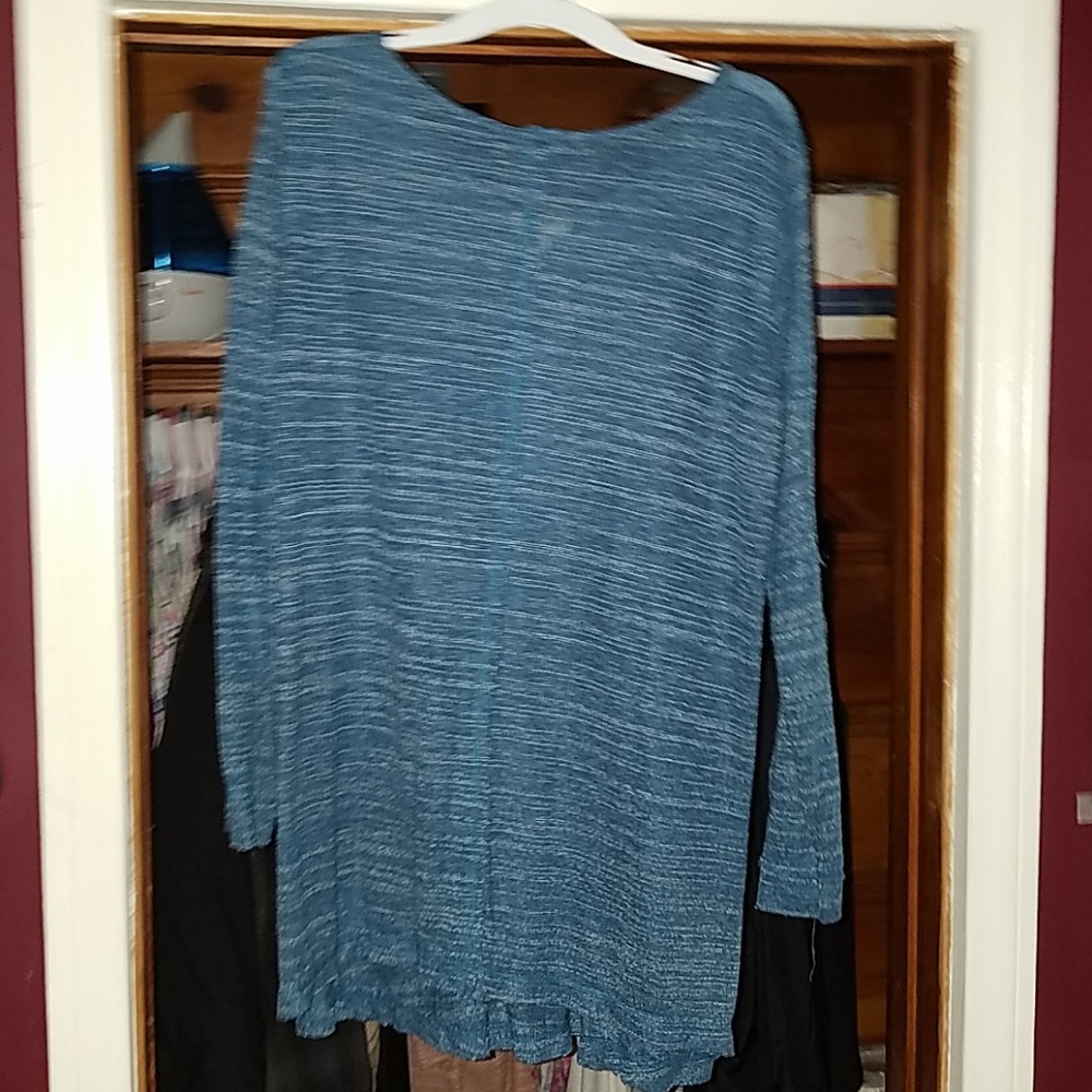 Umgee blue tunic